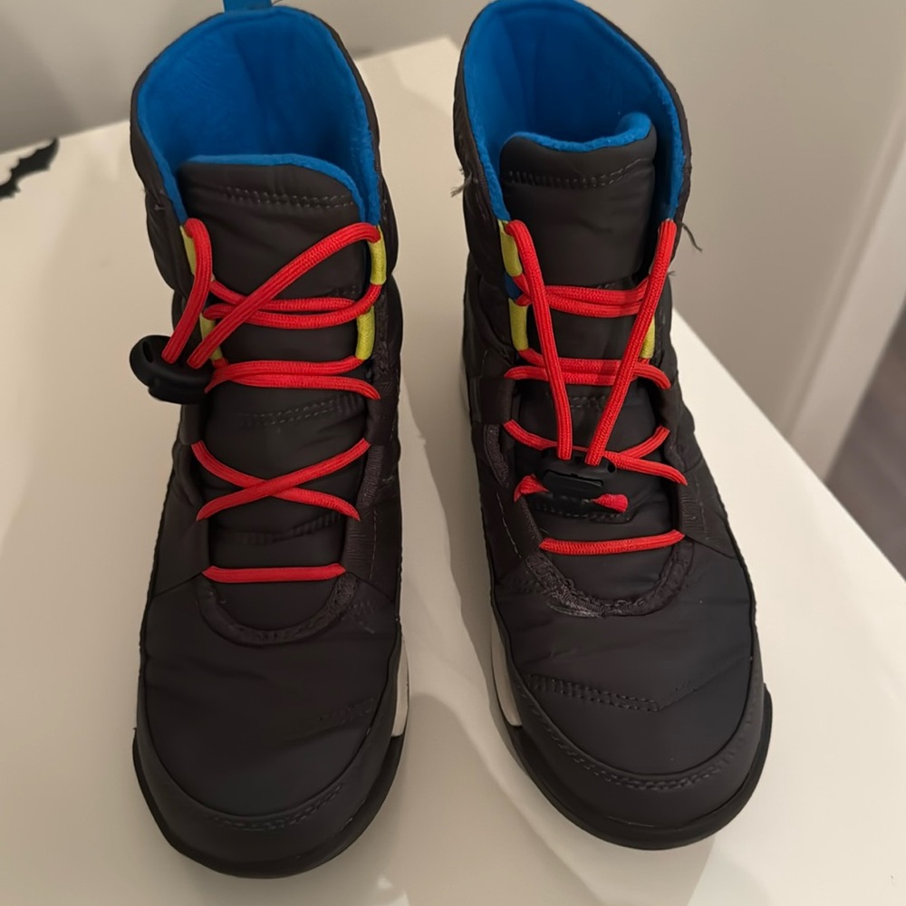 Sorrel Whitney II Plus Waterproof snow boots